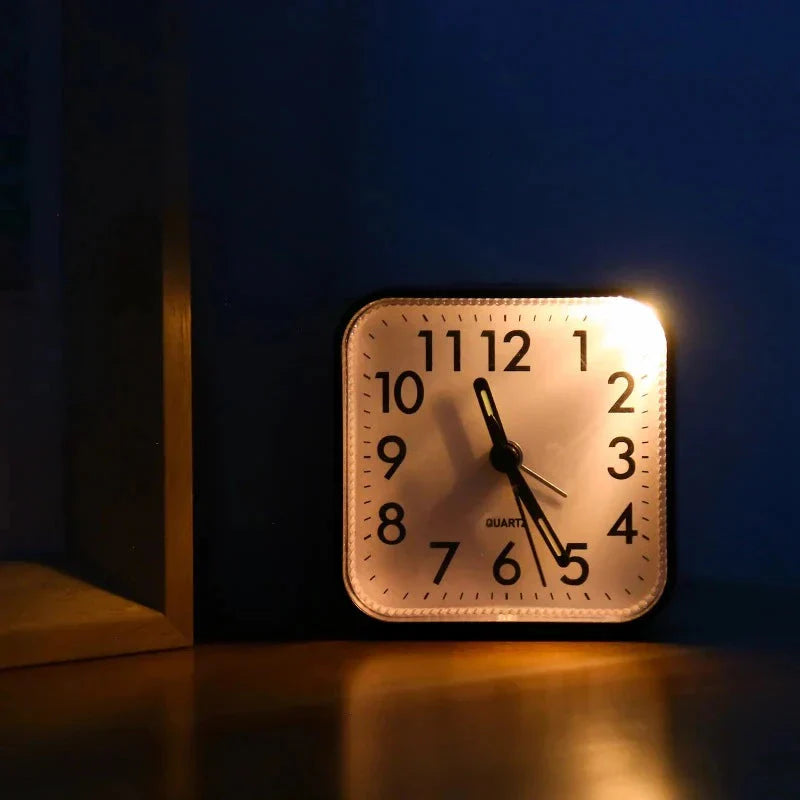 Réveil à pile quartz lumineux - vue 5