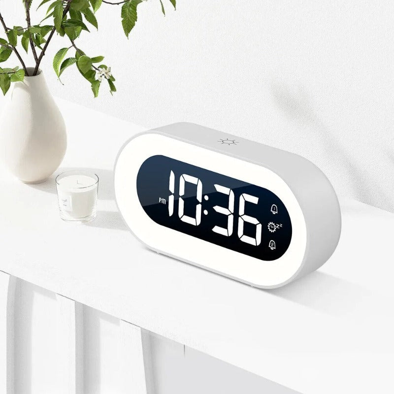 Réveil numérique design avec éclairage led - vue 3